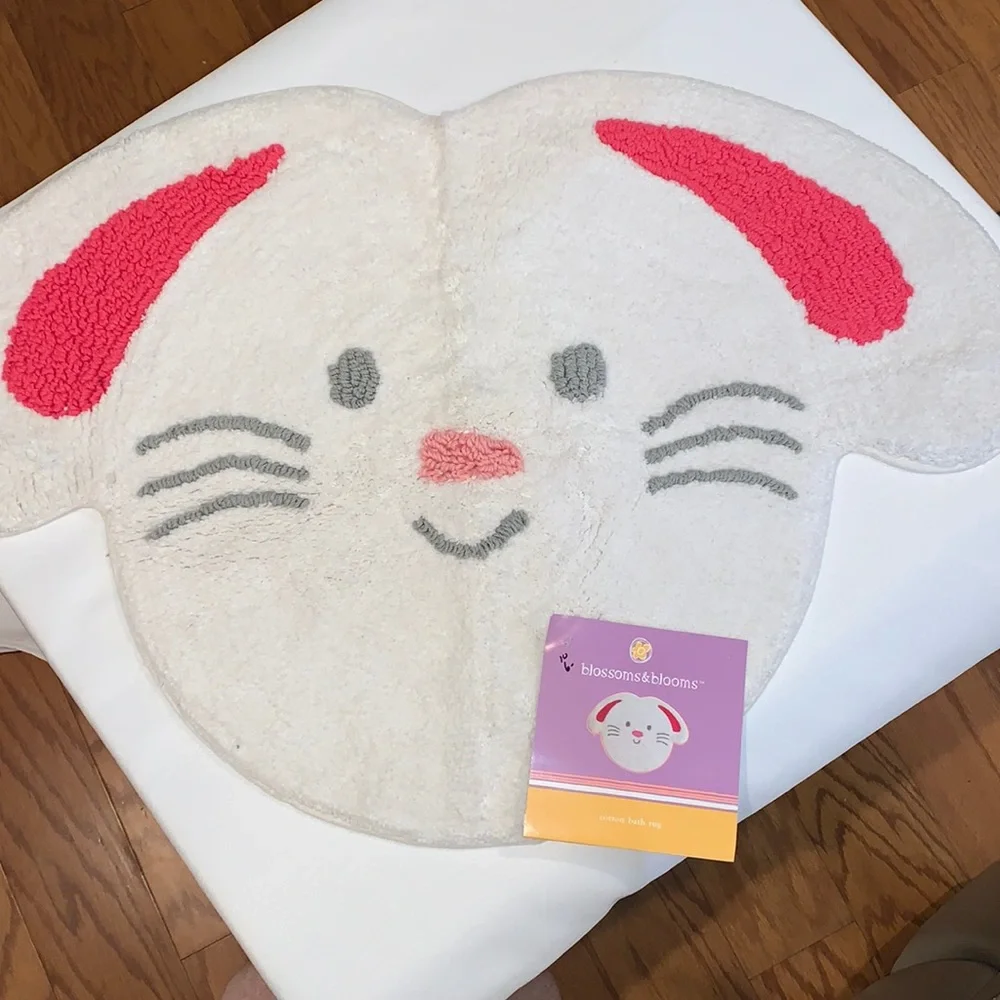 Bunny rabbit rug